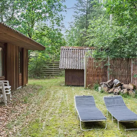 4 Bedroom Awesome In Дом отдыха *