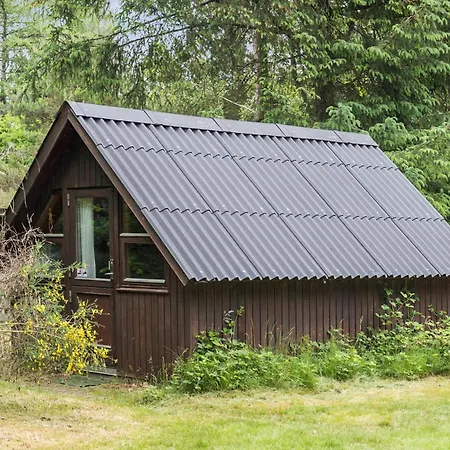 Дом отдыха 4 Bedroom Awesome In